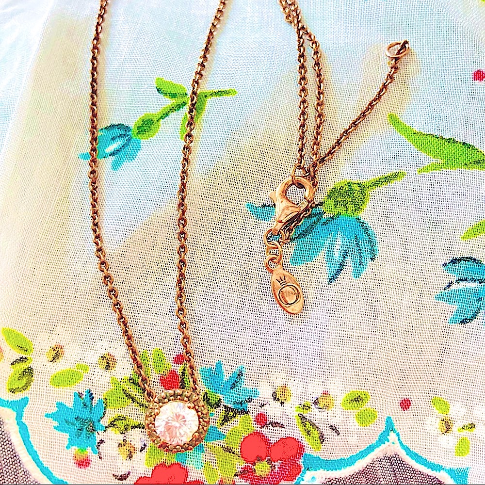 NWT PANDORA AUTHENTIC Rosegold 18kPlated NECKLACE